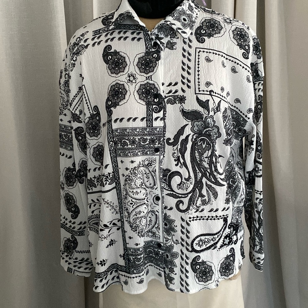 Long sleeve button down women’s shirt